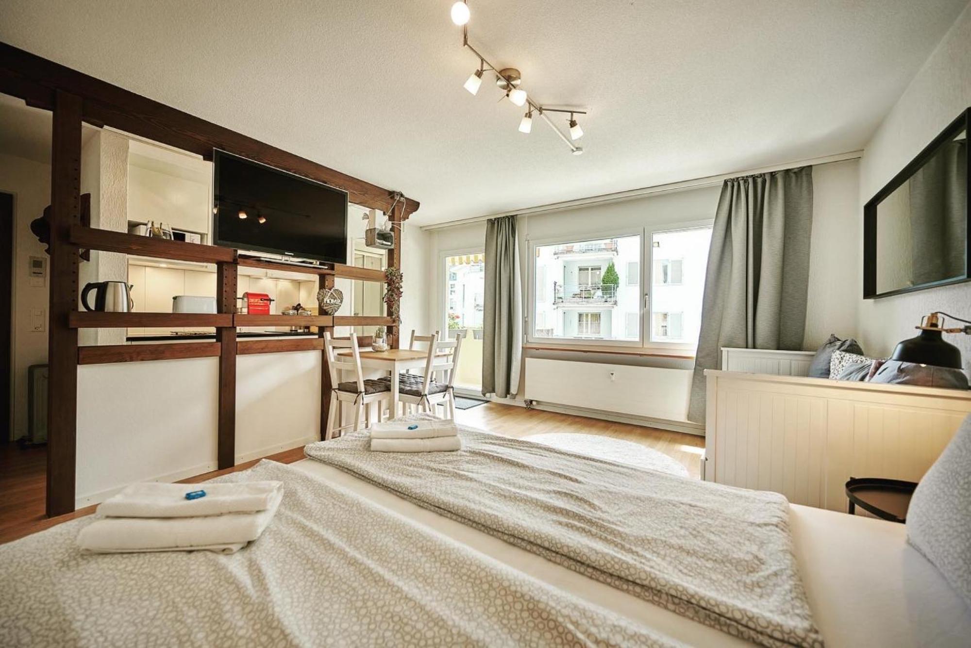 Stay Switzerland Apartments Entrelagos Exterior foto